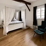Klapperstube * Zell an der Mosel